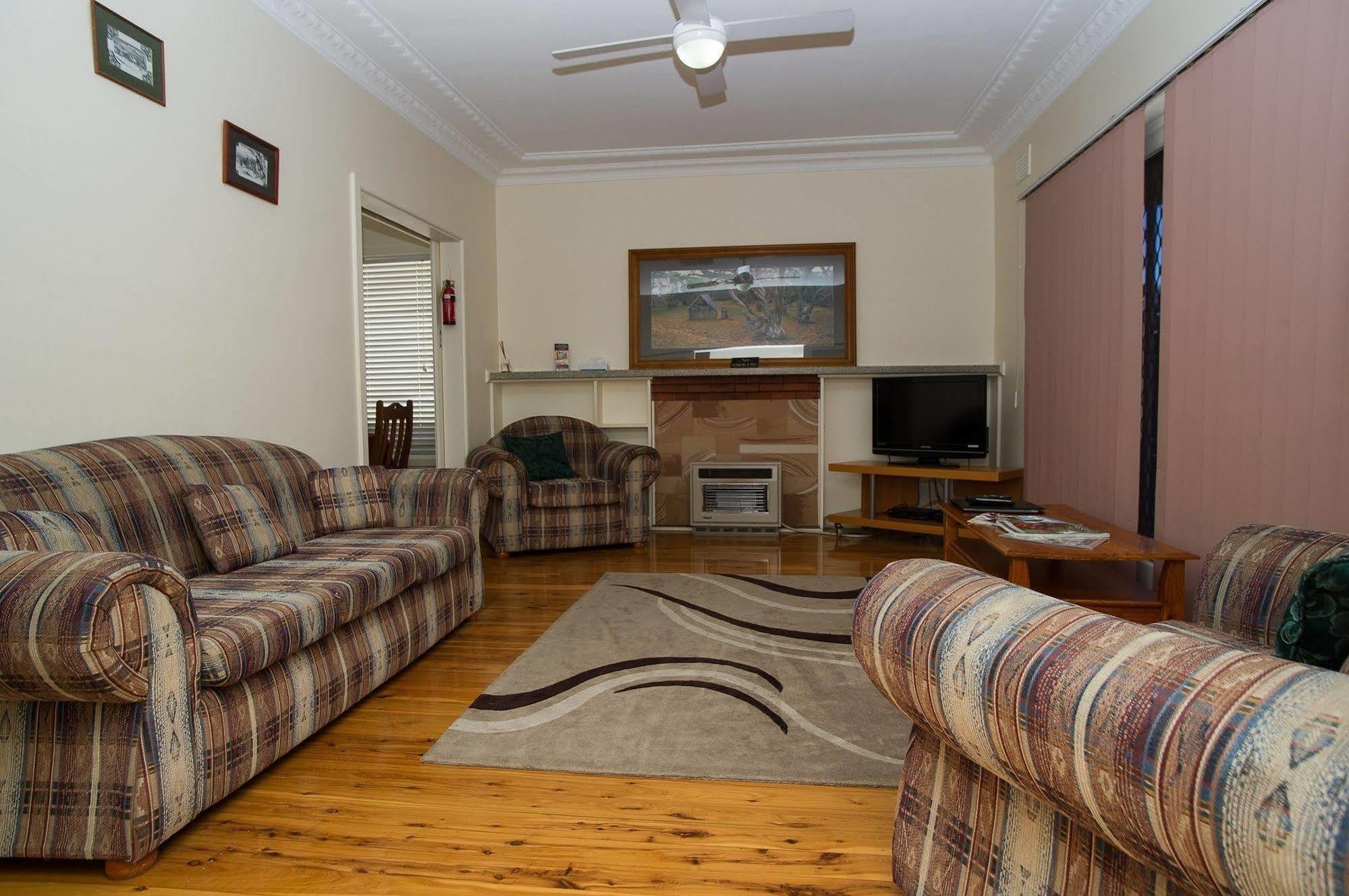 Manera Heights Apartments Dubbo Esterno foto