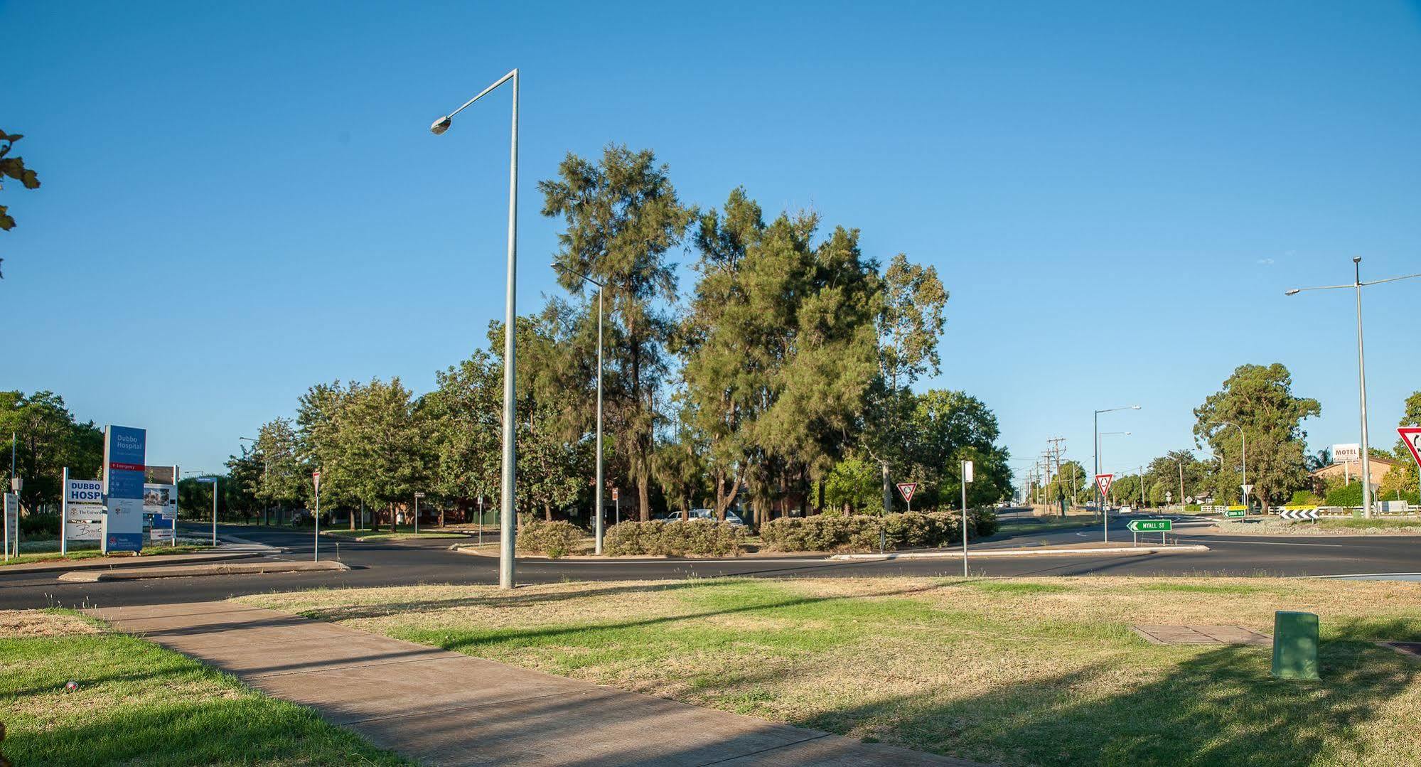 Manera Heights Apartments Dubbo Esterno foto